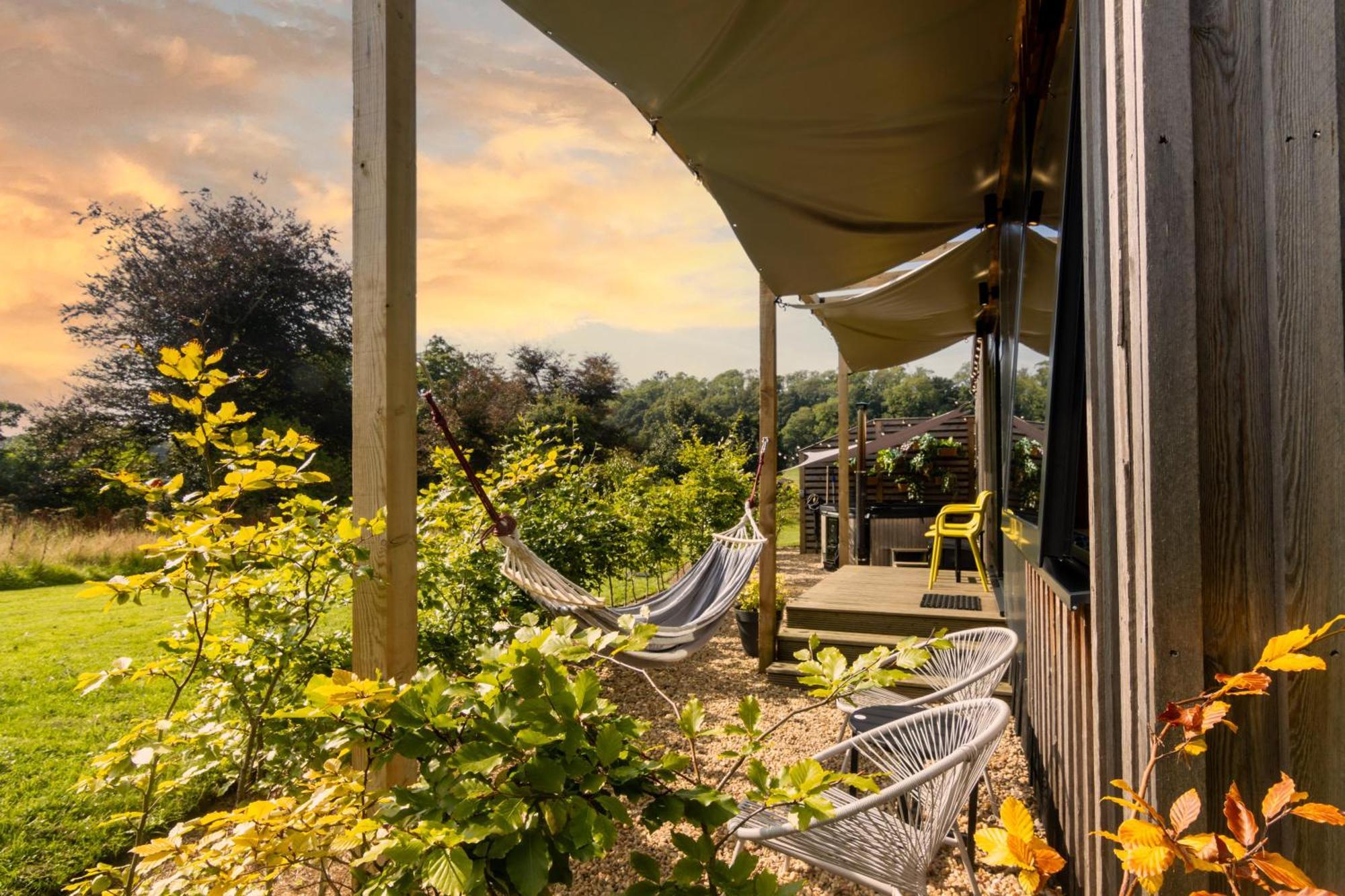 The Hive - Unique Hot Tub Cabin In Millport Bagian luar foto
